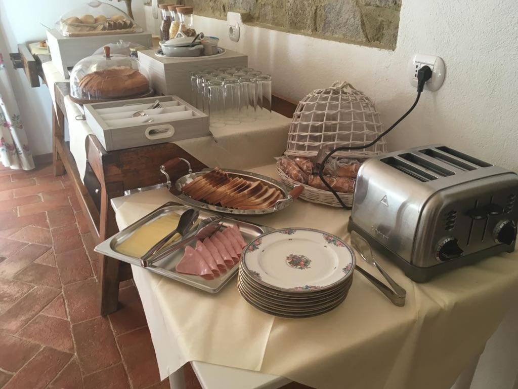 Bed and Breakfast Il Barbagianni Montepescali Екстер'єр фото