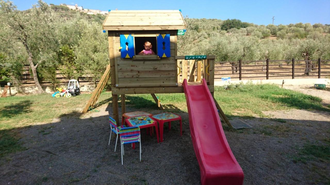 Bed and Breakfast Il Barbagianni Montepescali Екстер'єр фото