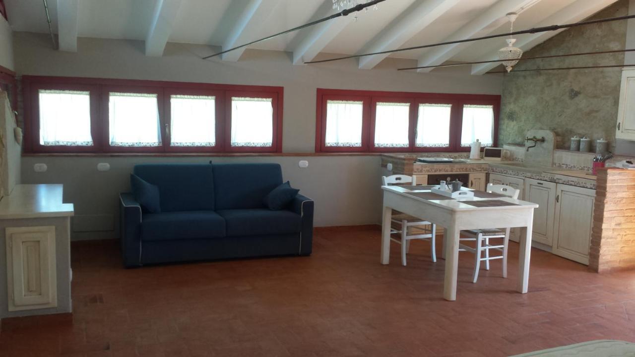 Bed and Breakfast Il Barbagianni Montepescali Екстер'єр фото